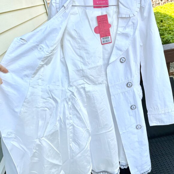 White Lace Trim Cotton Trench Coat - a. YiLian 阿依莲 Lolita Style - Picture 5 of 8